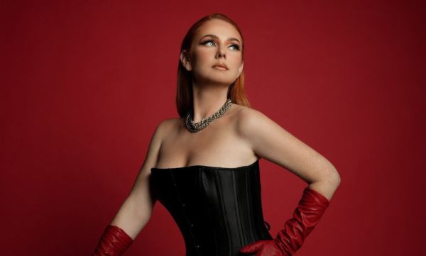 Лена Катина назвала хейтеров